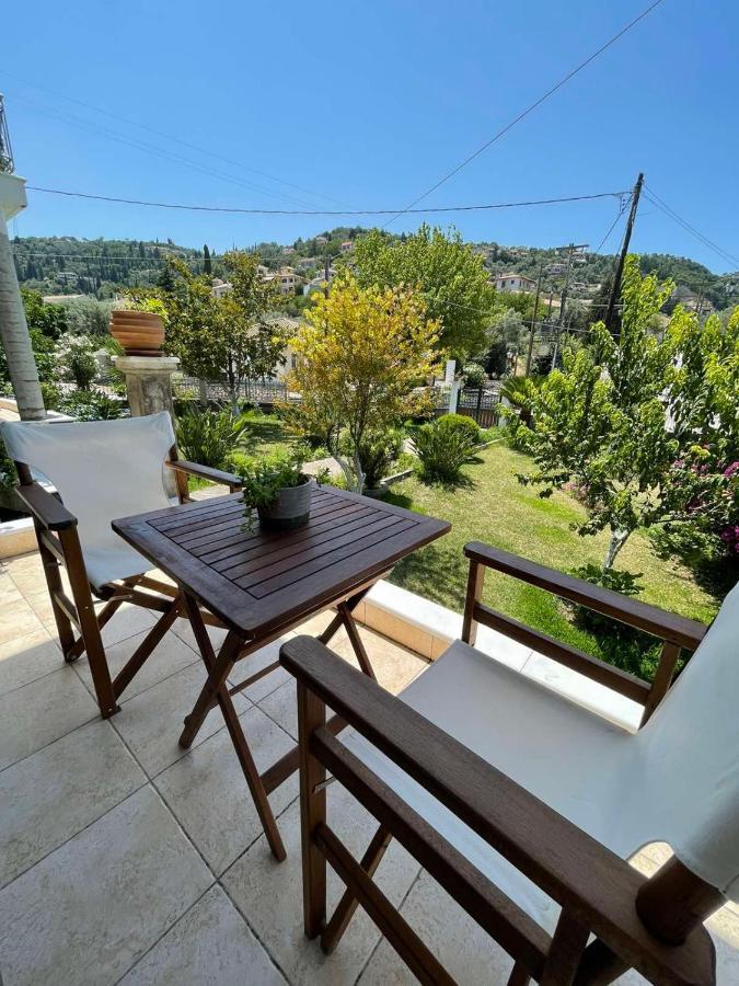 Apricus Apartments Apolpaina Экстерьер фото